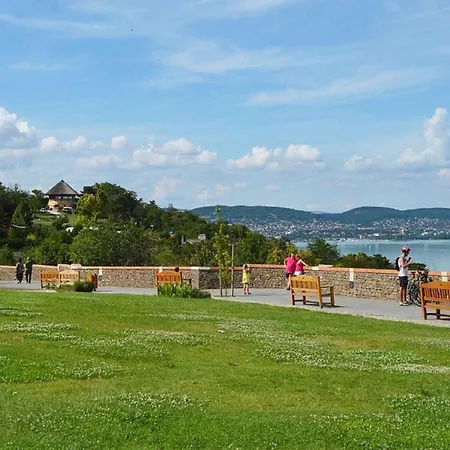 Apartmán In - Balaton 53718 *